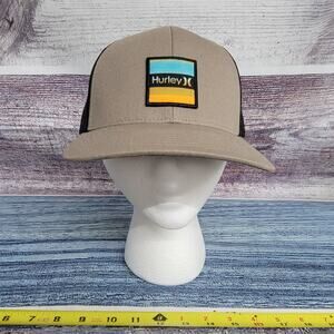 The classics Hurley adjustable trucker hat black/ and brown